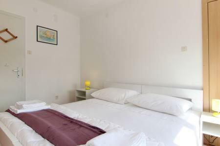 Nina, Apartment In City Centre Split Eksteriør billede